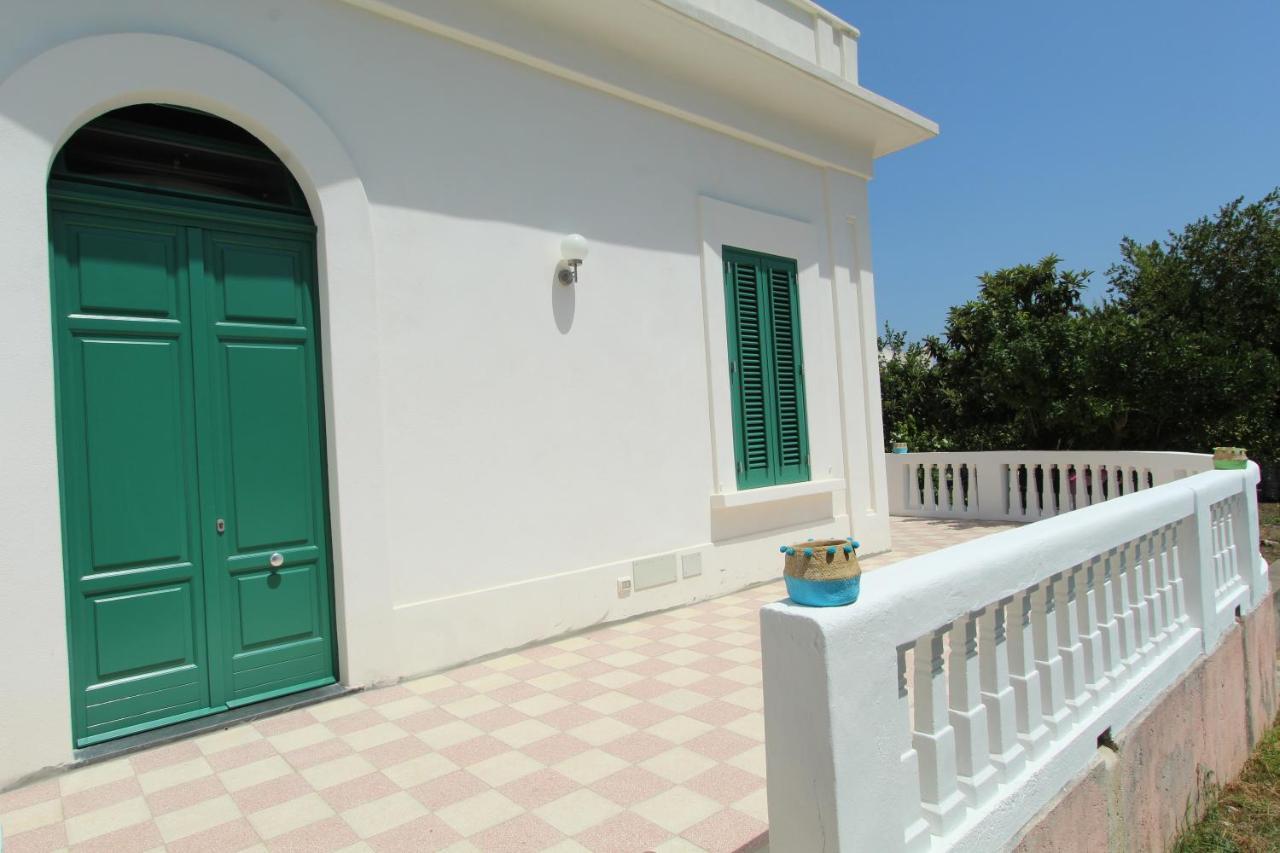 Вилла La Casa Bianca Липари Экстерьер фото